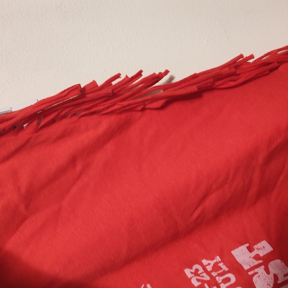 NWT Threads On 9th Graphic Tank Top with Fringe - Picture 4 of 5